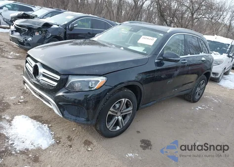 2016 Mercedes-Benz Glc 300 4Matic from USA, damaged, VIN WDC0G4KB6GF005562